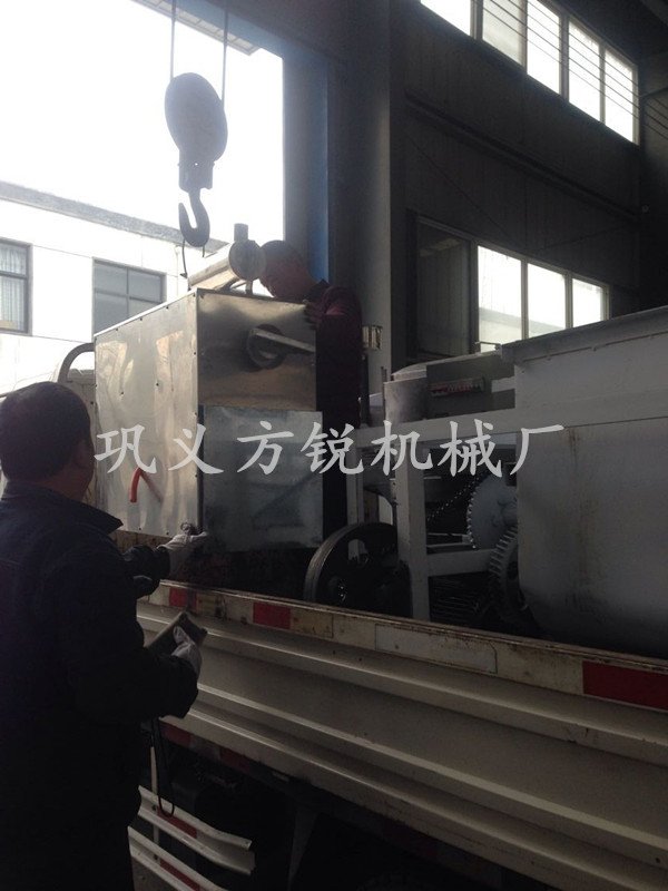 搟面皮機發貨現場