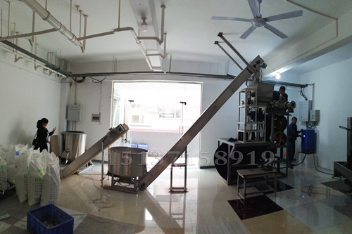 全自動(dòng)米線機(jī)安裝現(xiàn)場